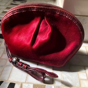 Burberry Cosmetic Bag, Satin. SALE.
